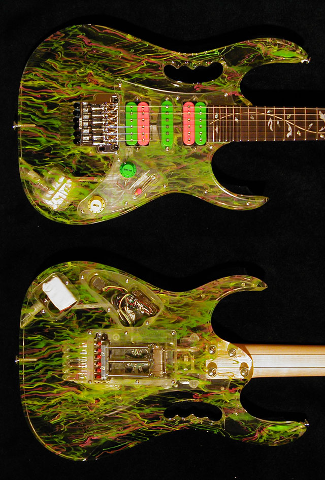 2_small.jpg (158333 bytes)