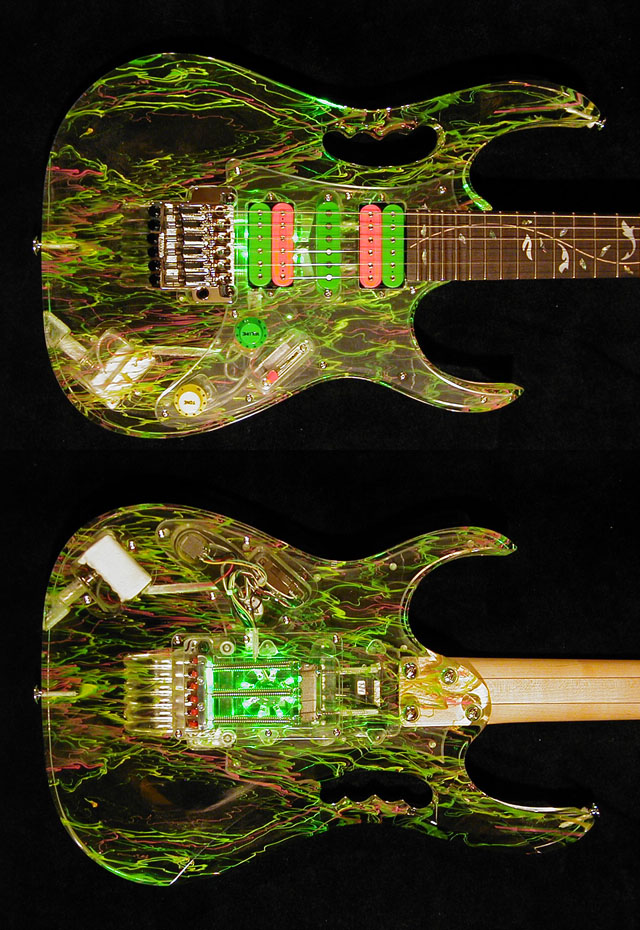 4_on_small.jpg (158333 bytes)