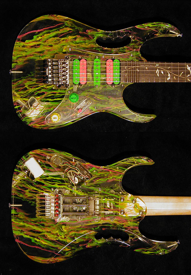 6_small.jpg (158333 bytes)