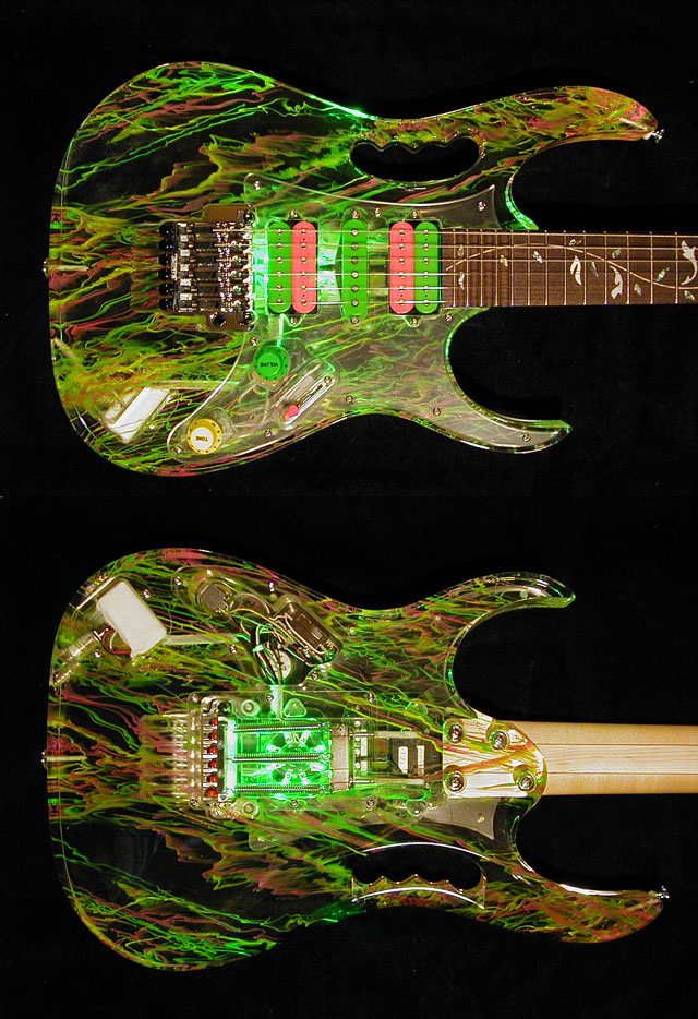 8_on_small.jpg (158333 bytes)