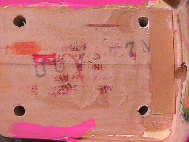neck_pocket.jpg (41578 bytes)