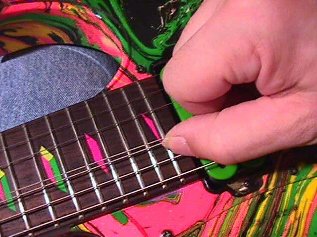 setup_string3.jpg (61577 bytes)