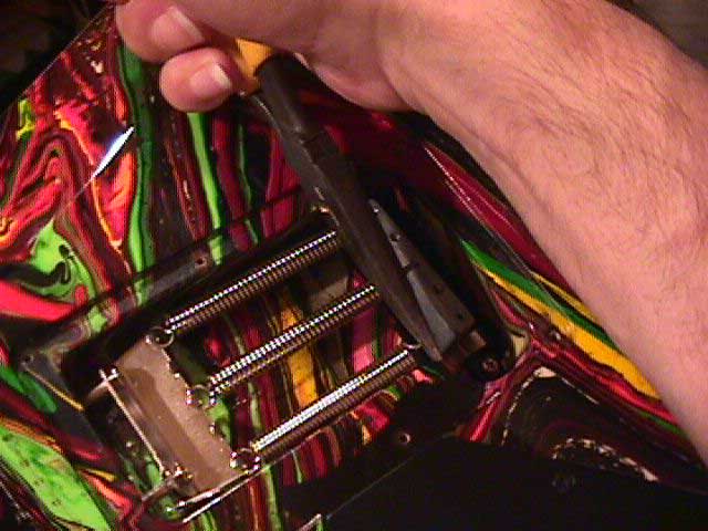 remove14.jpg (44838 bytes)