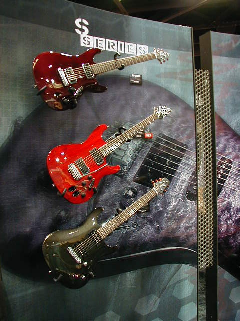 s_3.jpg (134032 bytes)