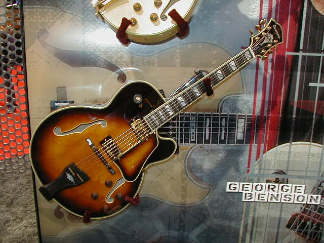 gb200.jpg (89500 bytes)