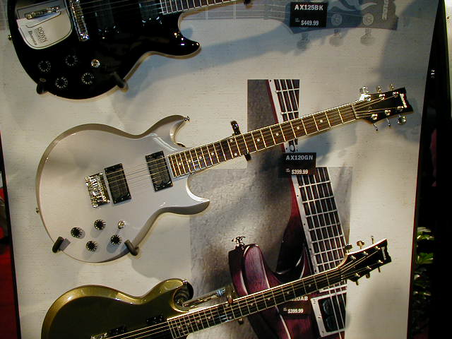 P1010048.JPG (59760 bytes)